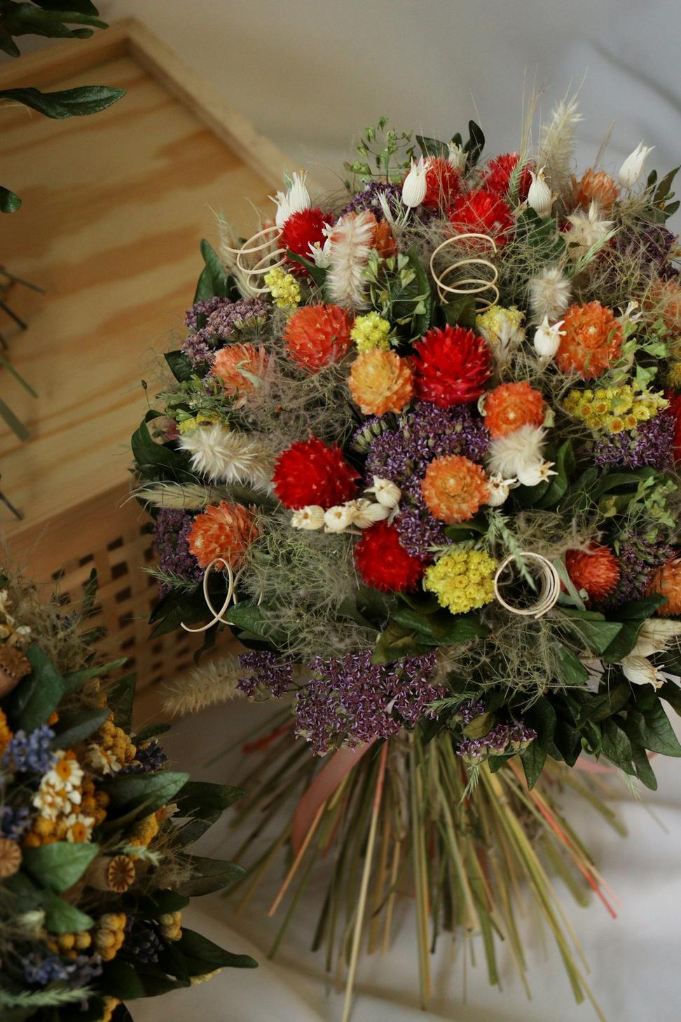 Ceremony backdrop with flowers